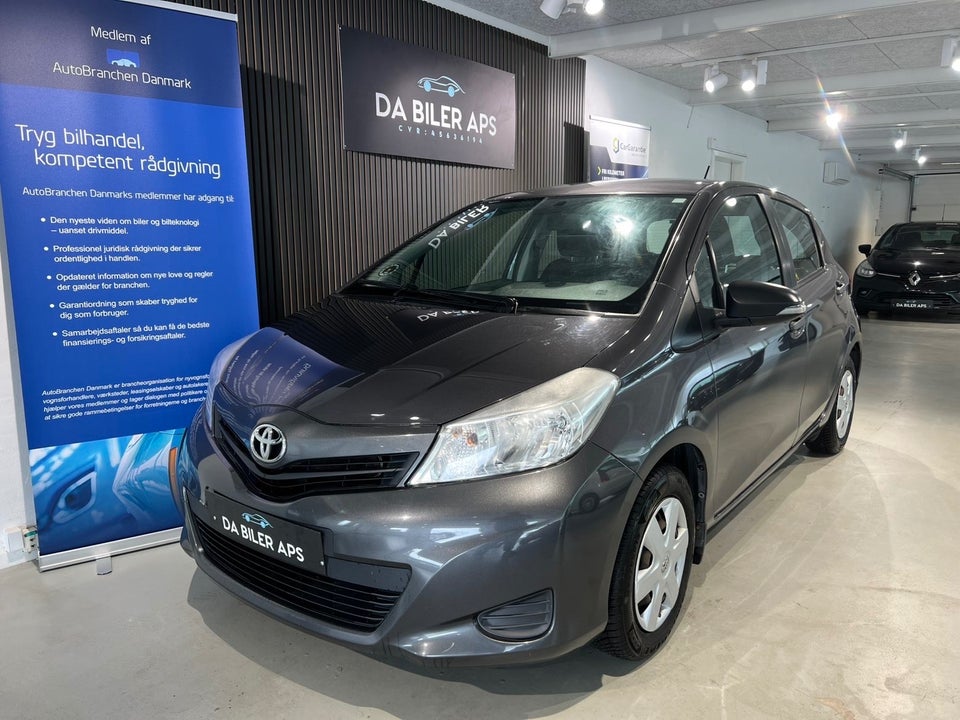 Toyota Yaris 1,0 VVT-i T2 5d