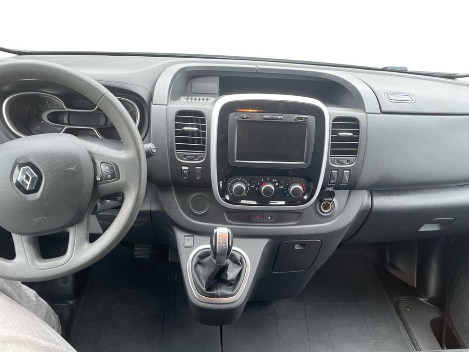 Renault Trafic T29 2,0 dCi 145 L2H1 EDC