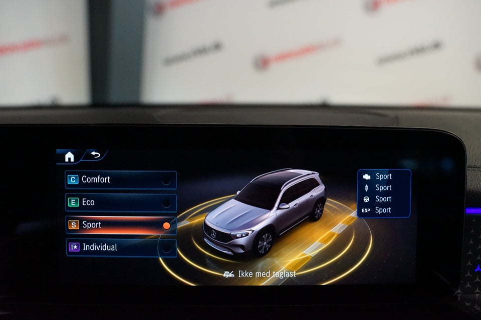 Mercedes EQB250+ AMG Line 7prs 5d