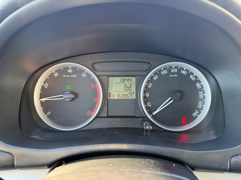 Skoda Fabia 1,4 16V Ambiente 5d