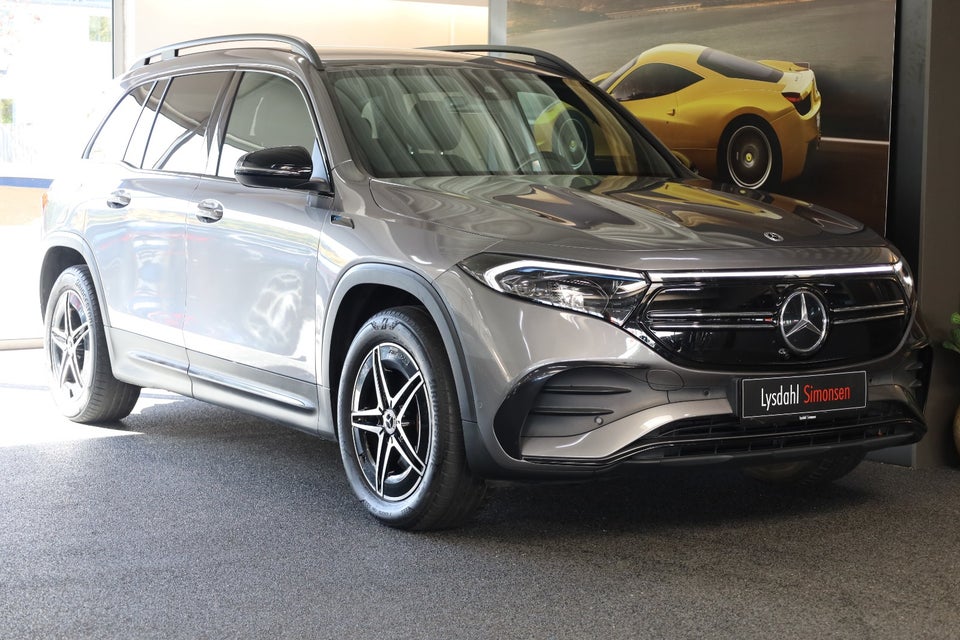 Mercedes EQB250 AMG Line 5d