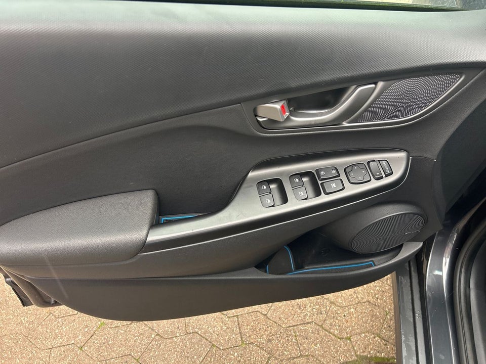 Hyundai Kona 64 EV Premium 5d