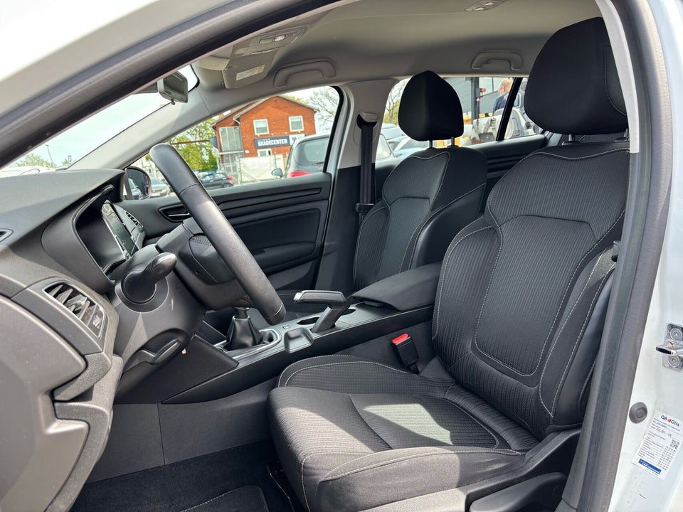 Renault Megane IV 1,2 TCe 100 Zen 5d