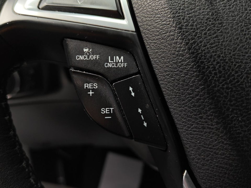Ford Mondeo 2,0 HEV Titanium stc. CVT 5d