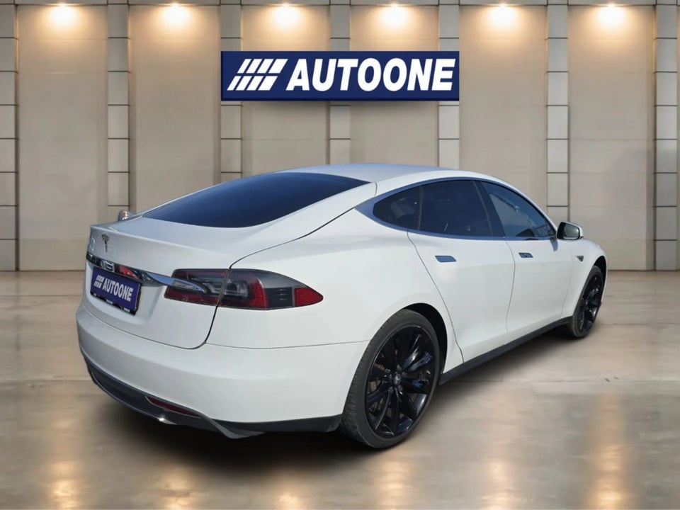 Tesla Model S 85 5d