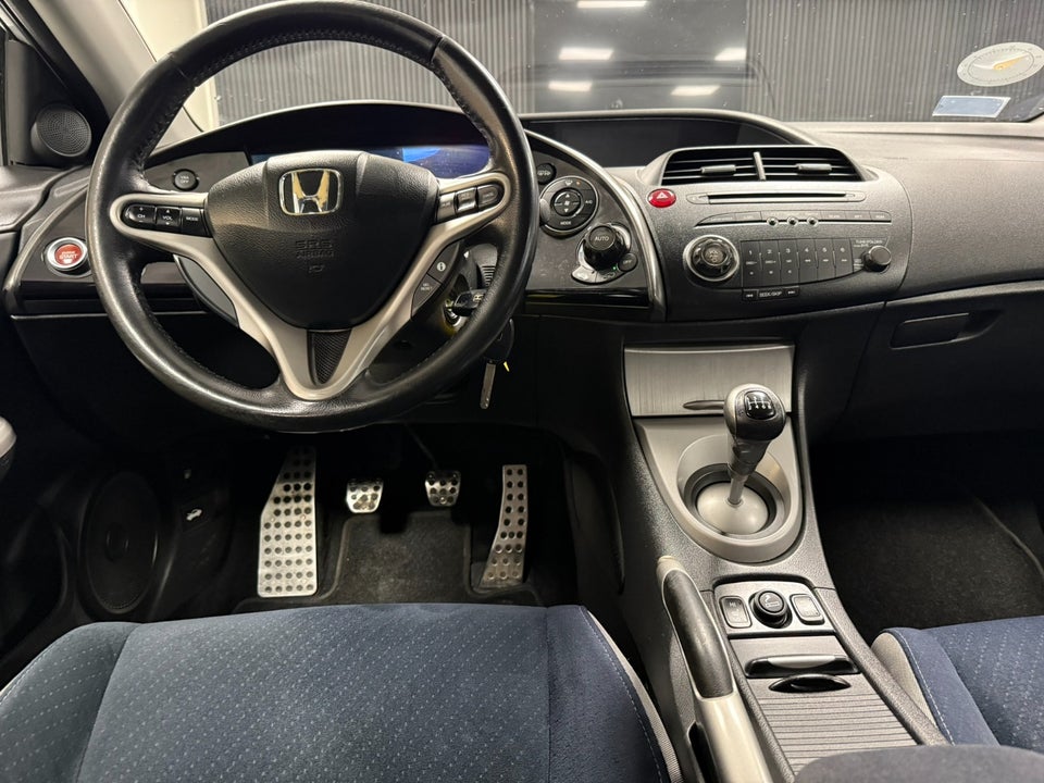 Honda Civic 1,8 Sport 5d