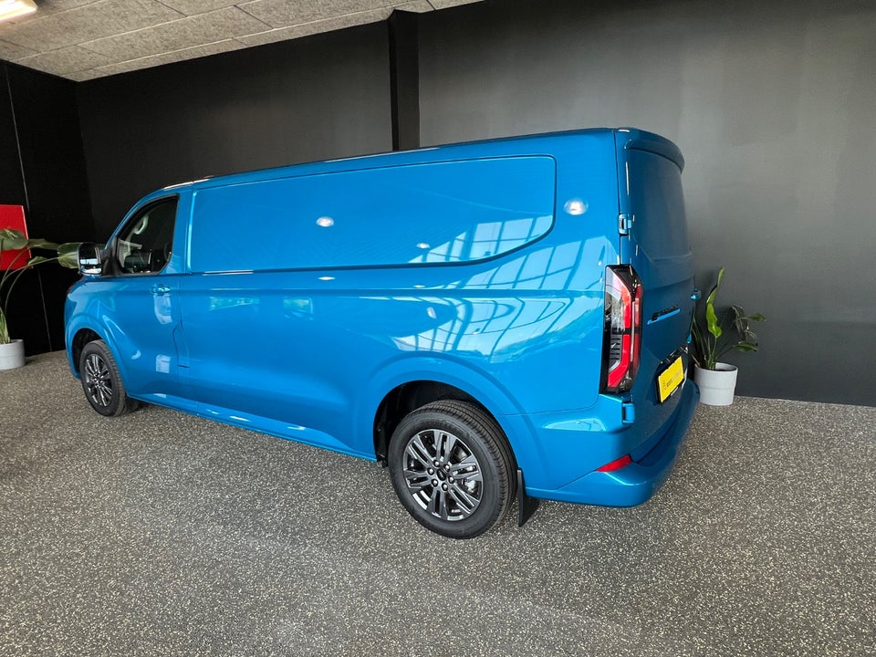 Ford E-Transit Custom 340L 64 Limited