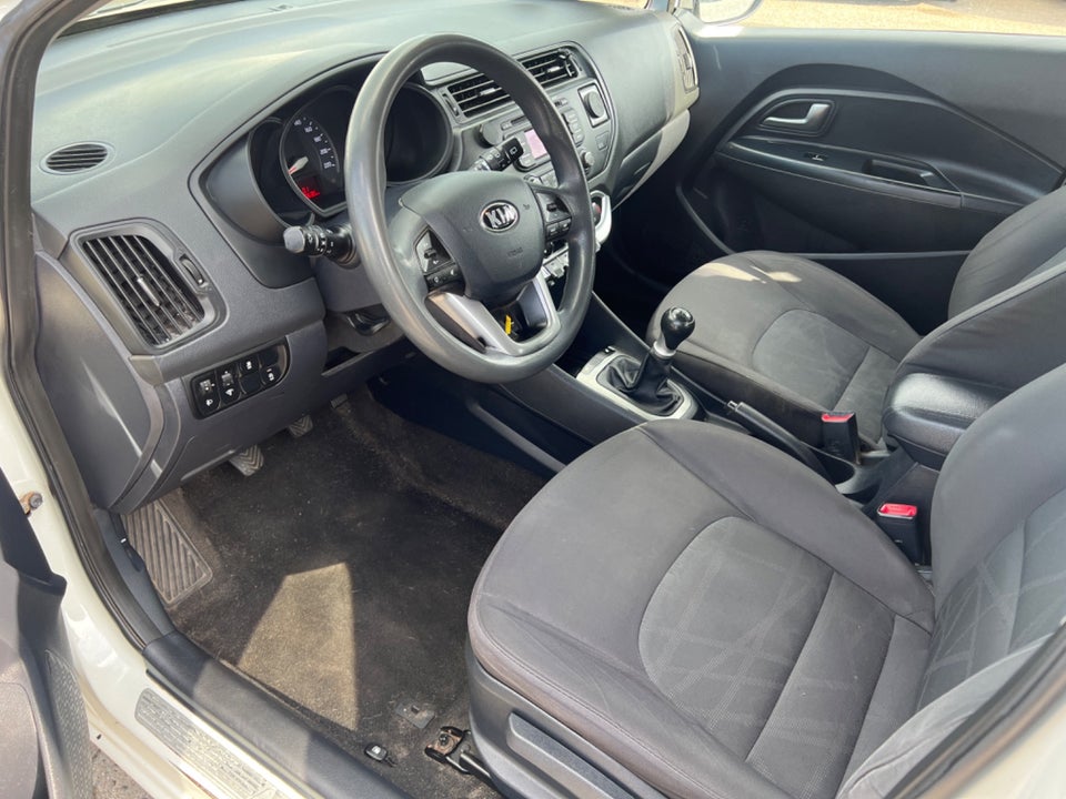 Kia Rio 1,2 CVVT Style+ 5d