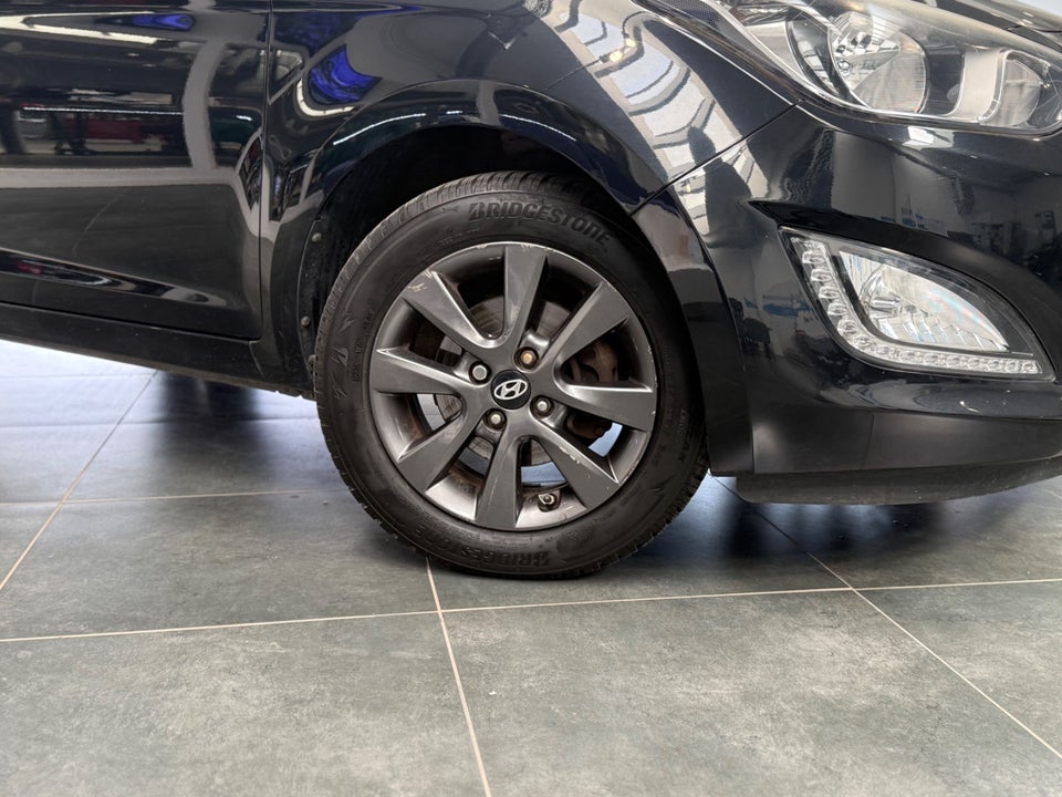 Hyundai i20 1,25 Comfort 5d