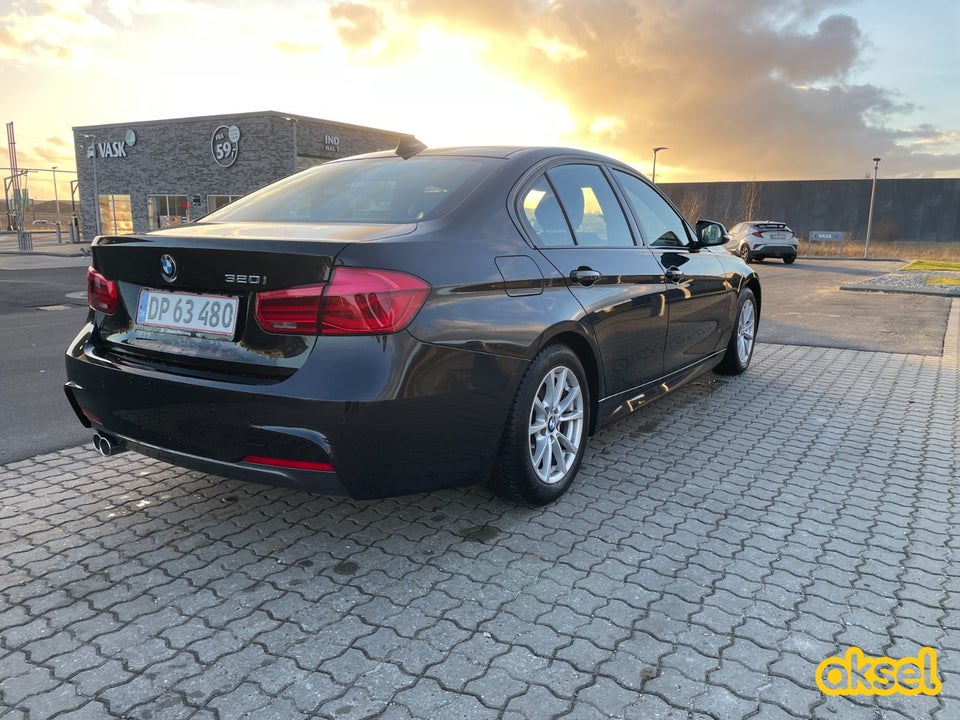 BMW 320i 2,0 M-Sport aut. 4d