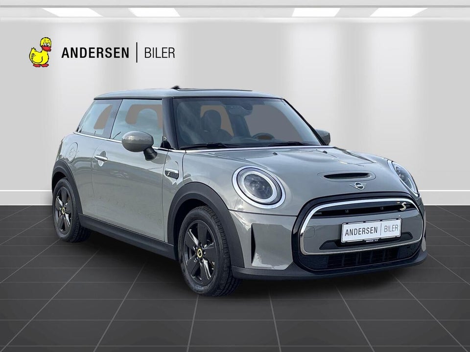 MINI Cooper SE Essential 3d