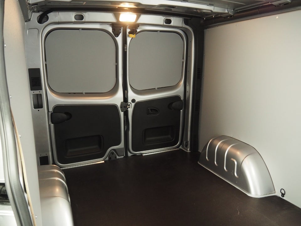 Renault Trafic 2,0 dCi 150 L2H1 Tekno EDC