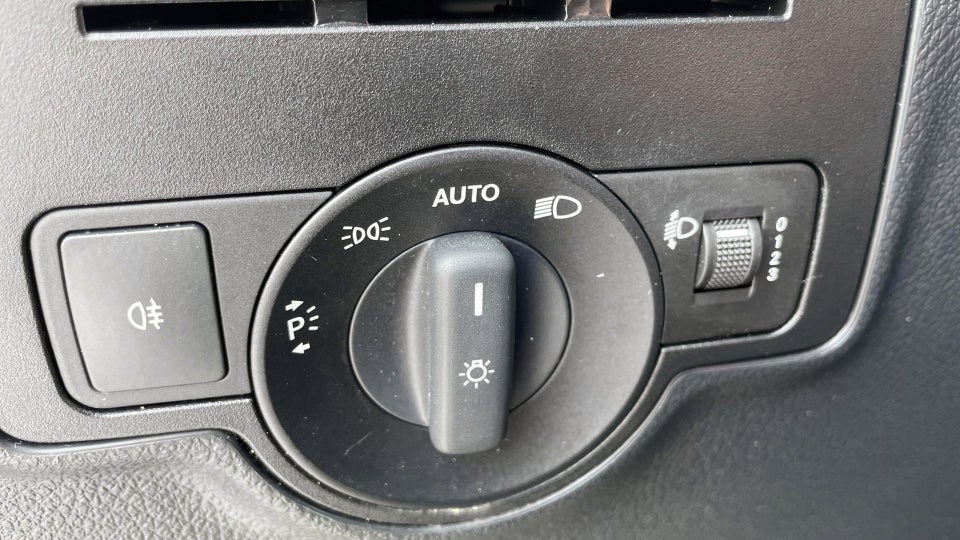 Mercedes Vito 114 2,0 CDi Kassevogn aut. L RWD