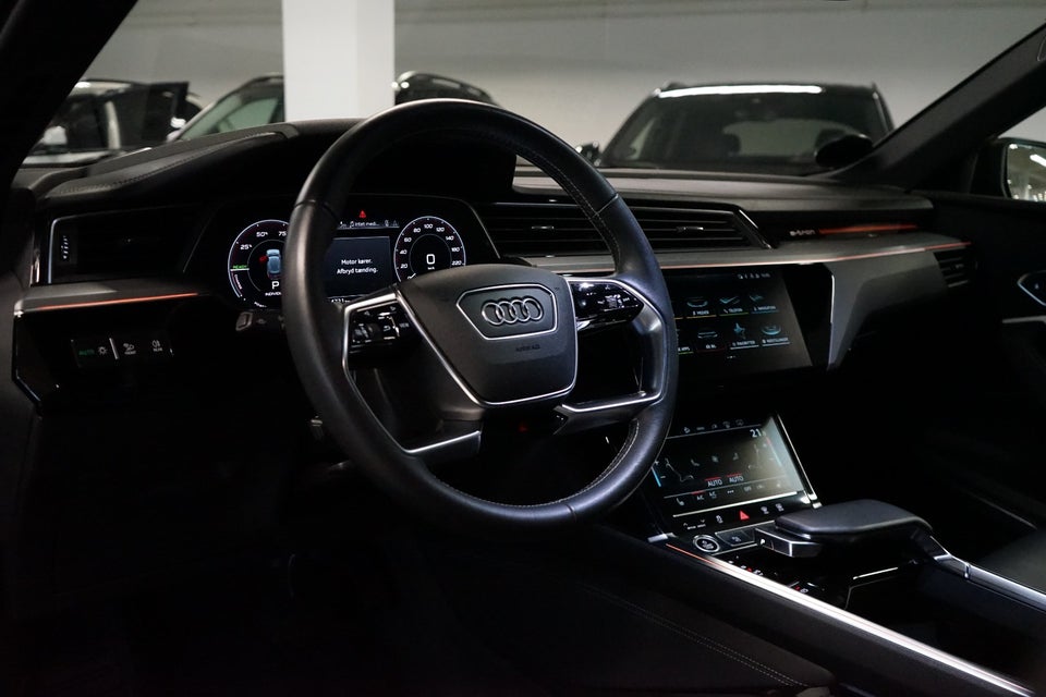 Audi e-tron 55 S-line Sportback quattro 5d