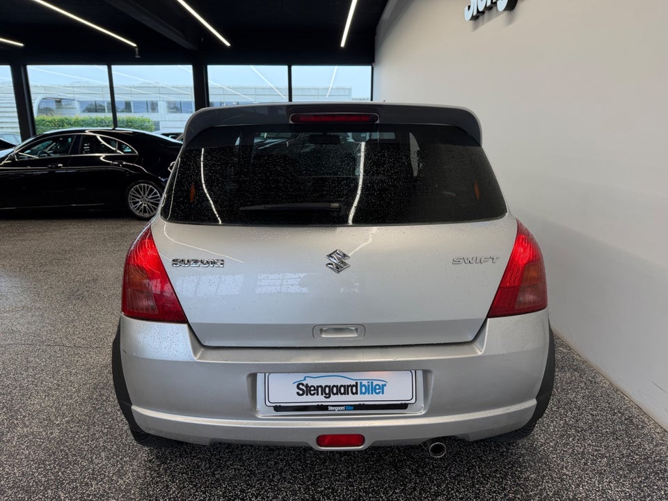 Suzuki Swift 1,5 GL-A 5d