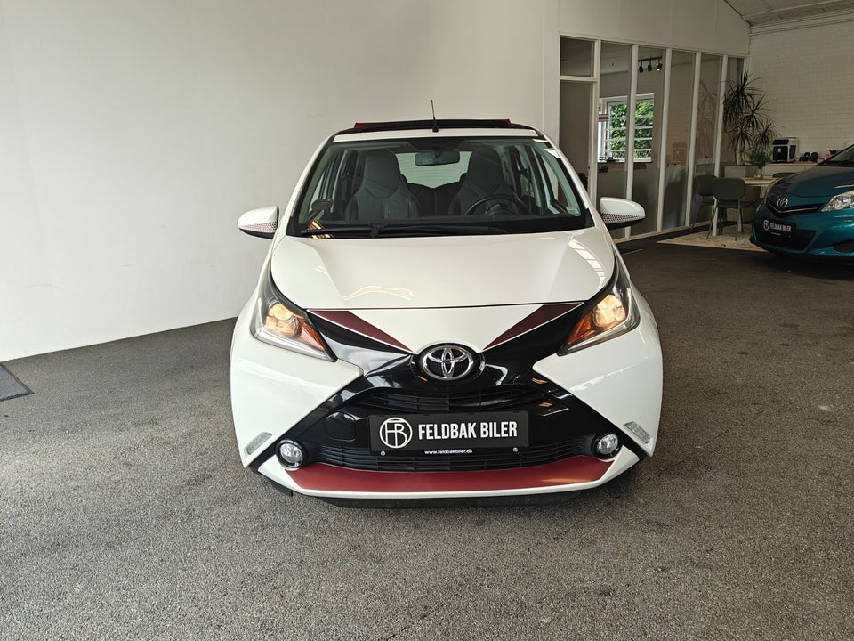 Toyota Aygo 1,0 VVT-i x-sky 5d