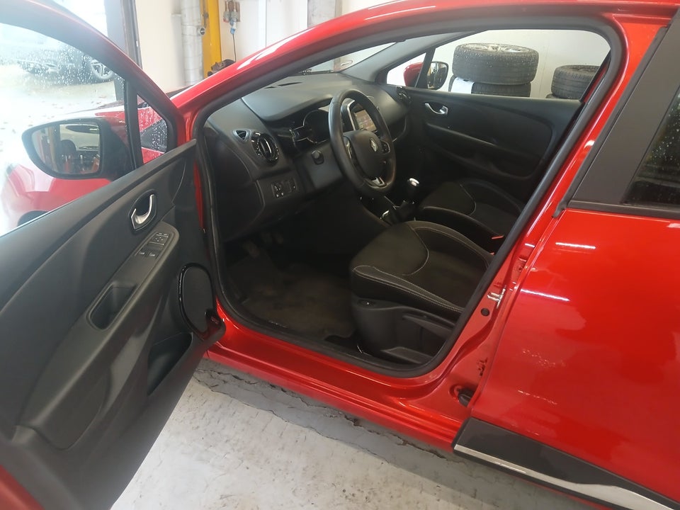 Renault Clio IV 1,5 dCi 90 Limited 5d