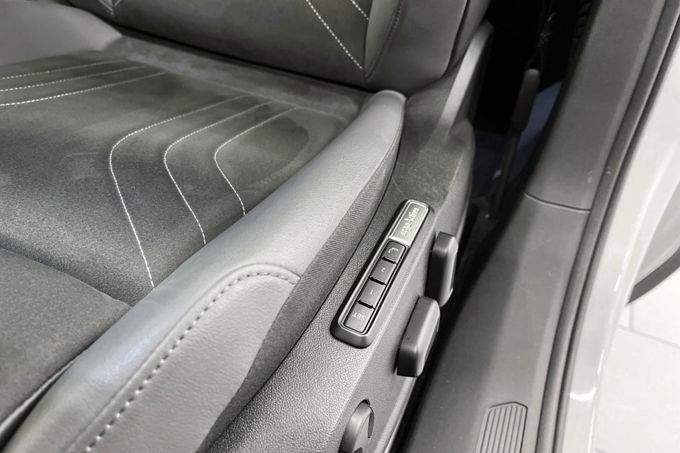 VW ID.4 77 Style+ 4Motion 5d