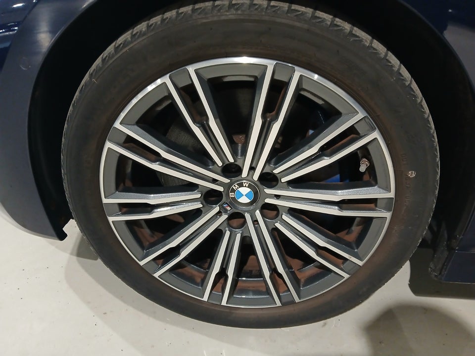 BMW 330i 2,0 Touring M-Sport aut. 5d