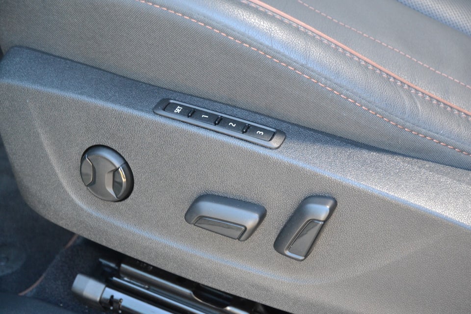 Skoda Enyaq 80 iV Suite 5d