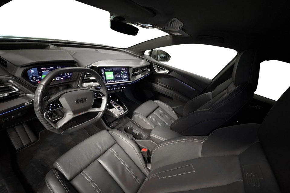 Audi Q4 e-tron 55 S-line quattro 5d