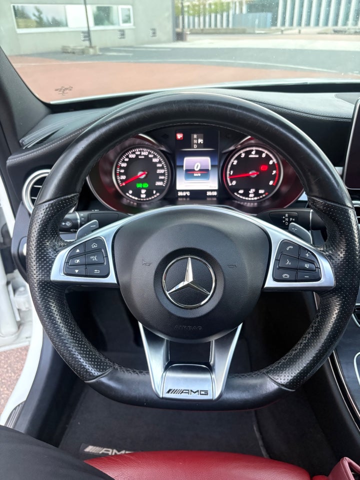 Mercedes C400 3,0 AMG Line aut. 4Matic 4d