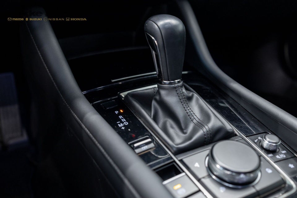 Mazda 3 2,0 e-SkyActiv-G 150 Cosmo Tech aut. 5d