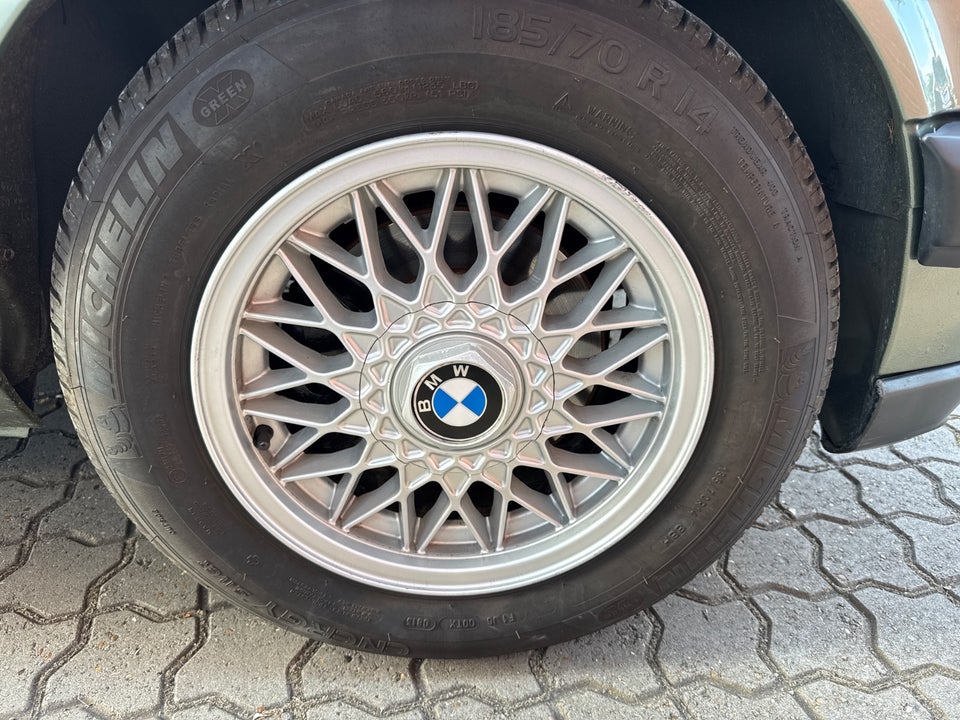 BMW 320i 2,0 2d