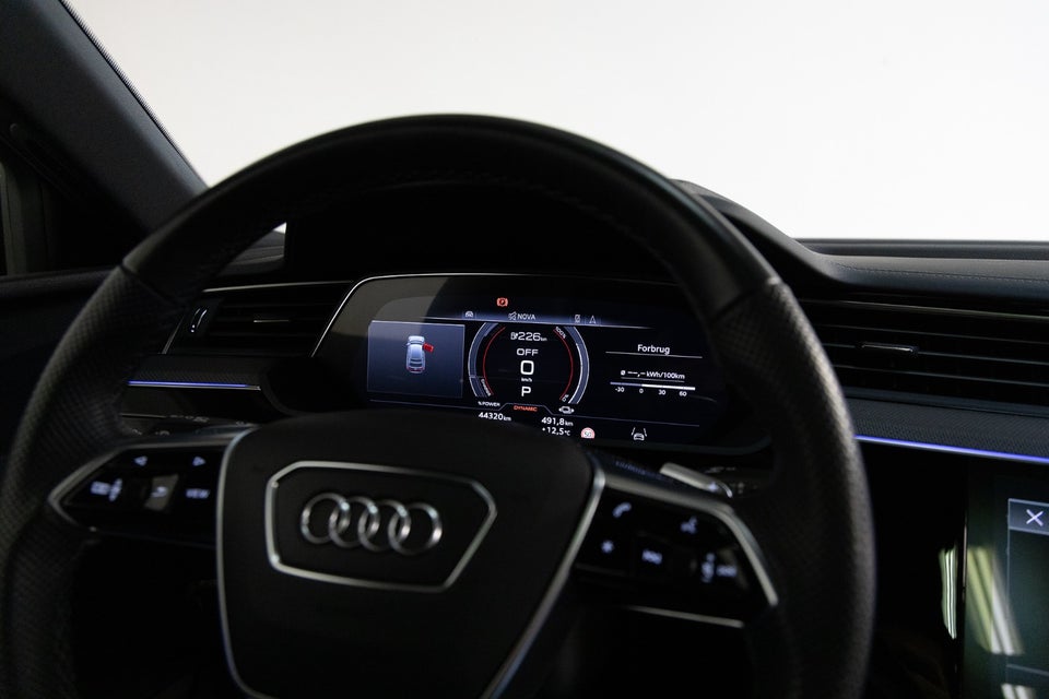 Audi e-tron S Sportback quattro 5d