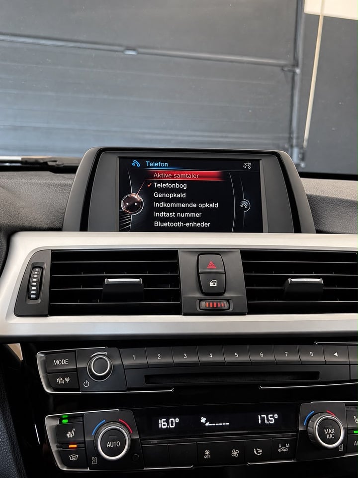 BMW 320d 2,0 Touring aut. 5d