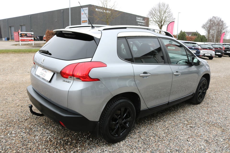 Peugeot 2008 1,2 VTi 82 Active Sky 5d