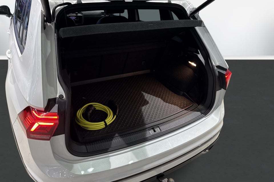 VW Tiguan 1,4 eHybrid R-line DSG 5d