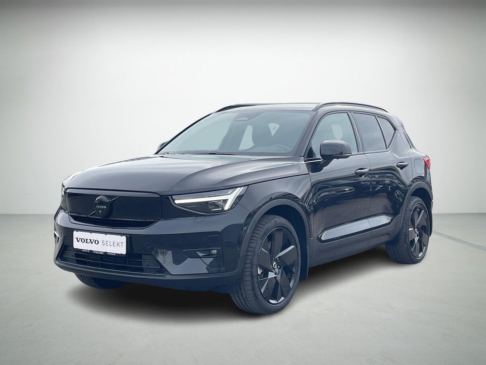 Volvo EX40 Extended Range Black Edition 5d