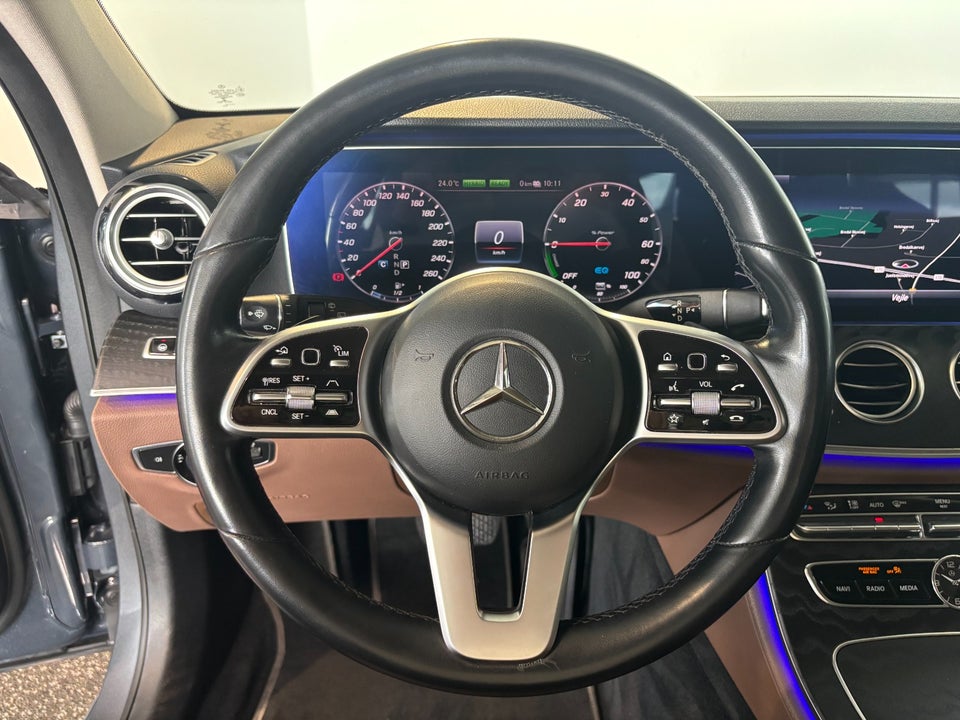 Mercedes E300 de 2,0 Avantgarde stc. aut. 5d