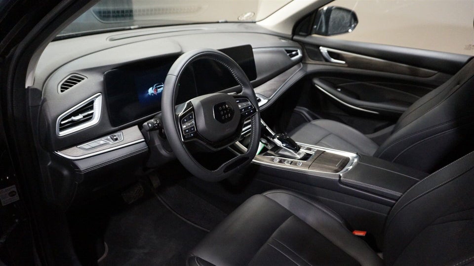 Navor E5 1,5 PHEV Rock 5d
