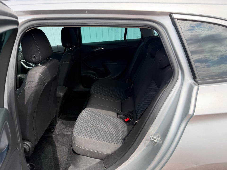 Opel Astra 1,0 T 105 Enjoy Sports Tourer 5d