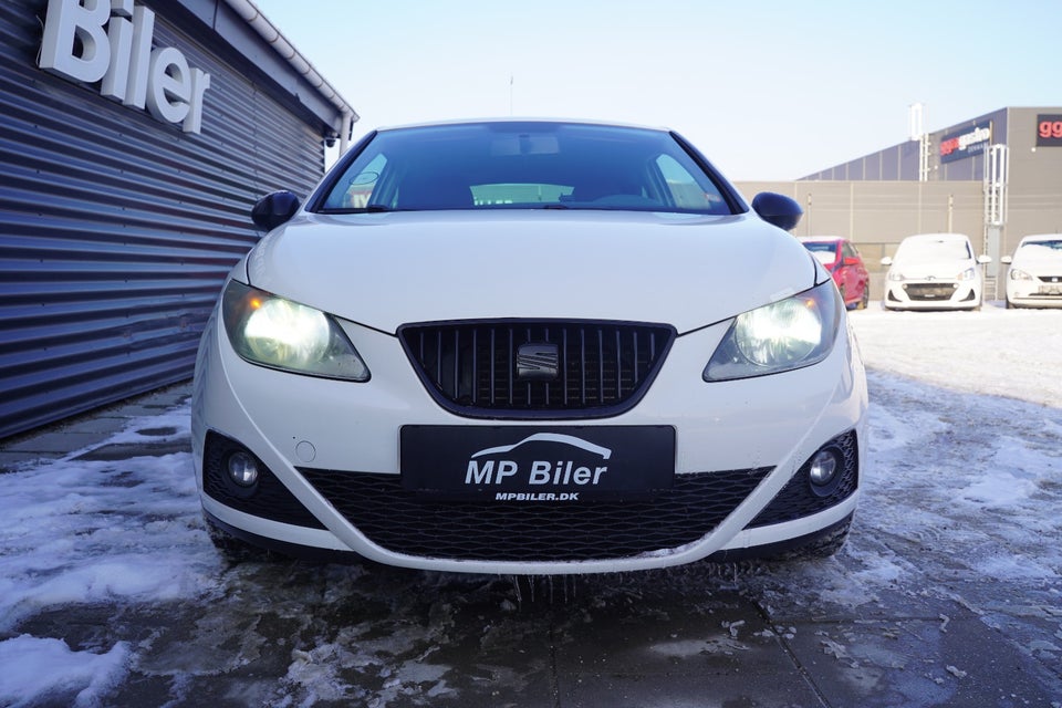 Seat Ibiza 1,2 12V Reference SC 3d