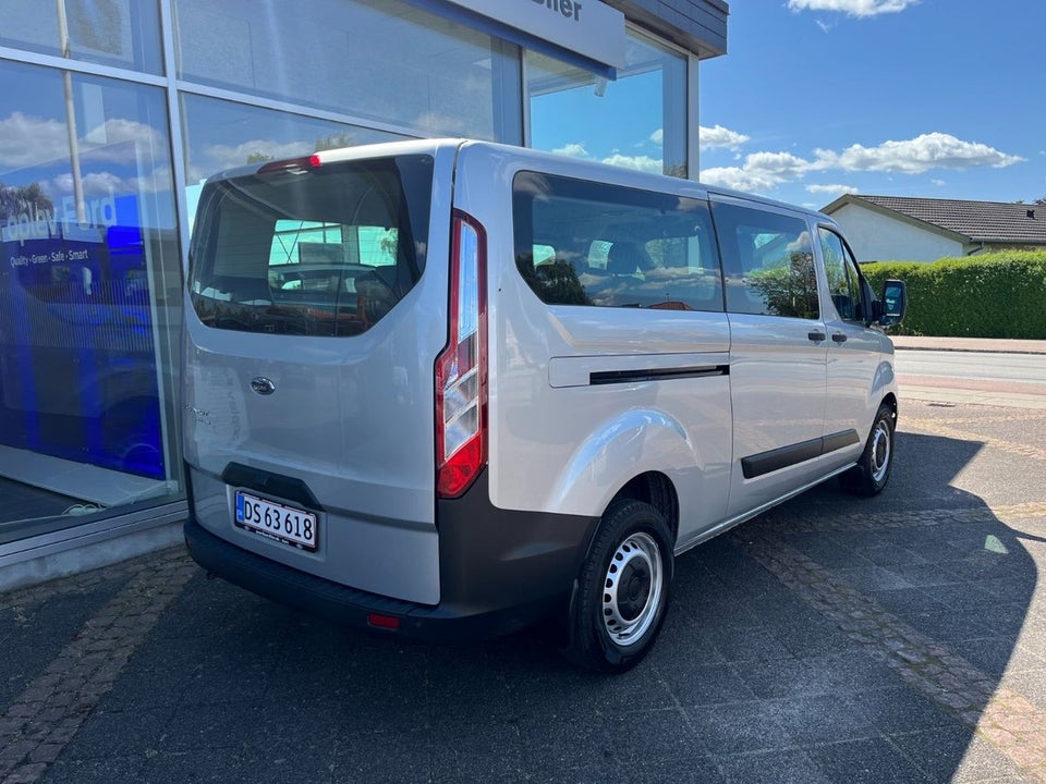 Ford Transit Custom Kombi 320L 2,0 TDCi 130 Ambiente aut.