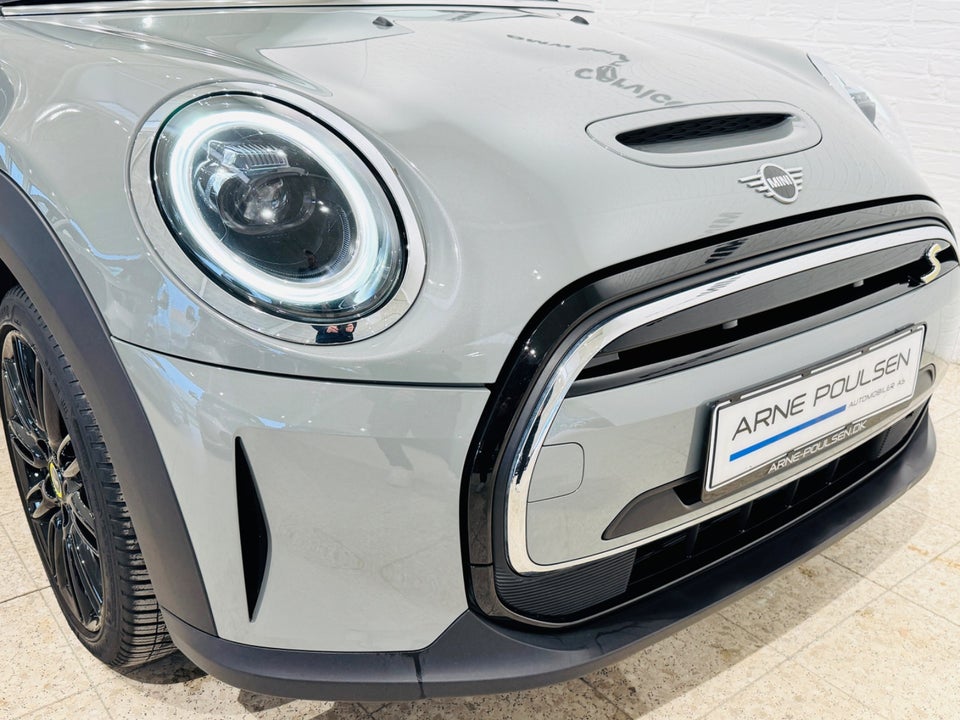MINI Cooper SE Classic Trim 3d