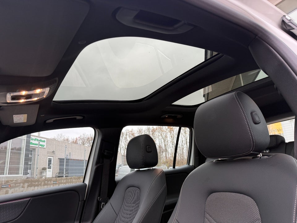 Mercedes EQB300 Progressive 4Matic 7prs 5d