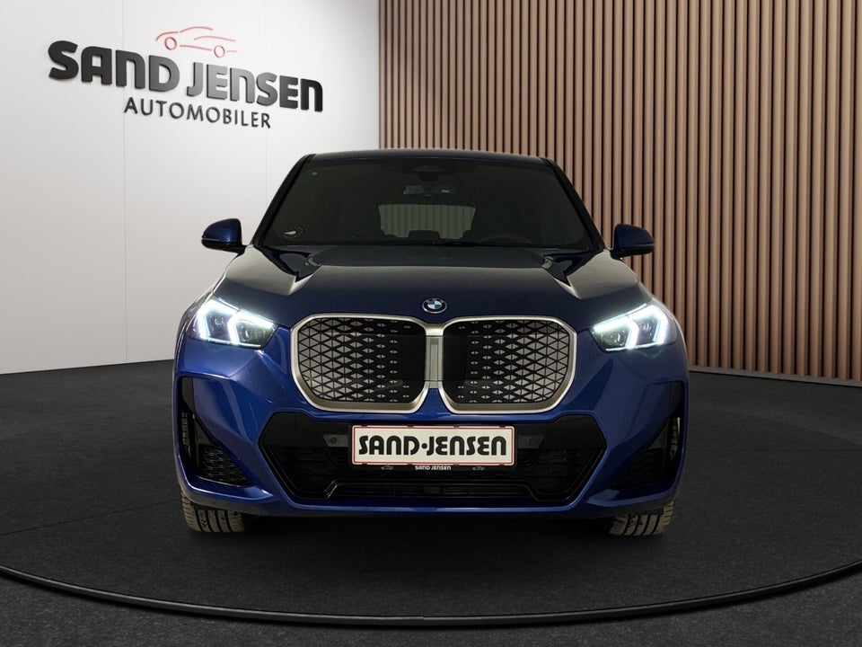BMW iX1 xDrive30 M-Sport Premium 5d