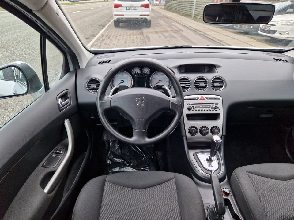 Peugeot 308 1,6 HDi 109 Premium aut. 5d