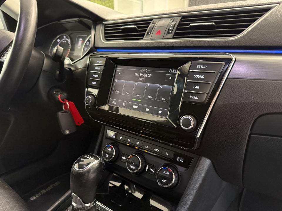 Skoda Superb 2,0 TDi 190 Ambition Combi DSG 5d