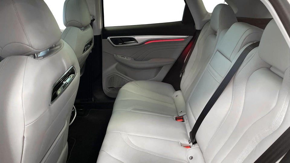 MG Marvel R Performance 5d