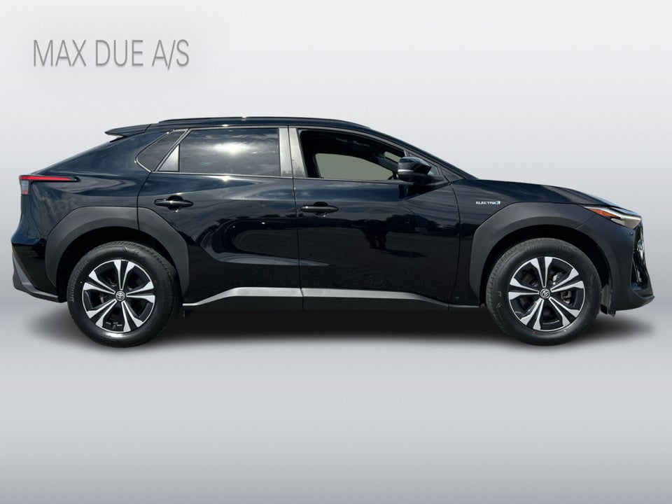 Toyota bZ4X Active 5d
