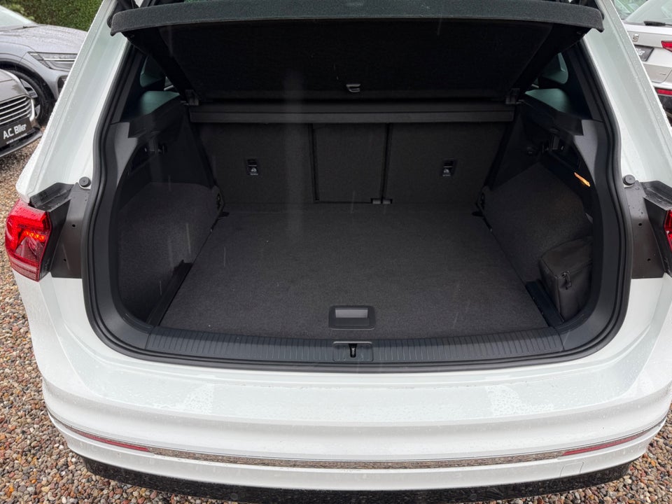 VW Tiguan 1,4 TSi 150 R-line DSG 4Motion 5d