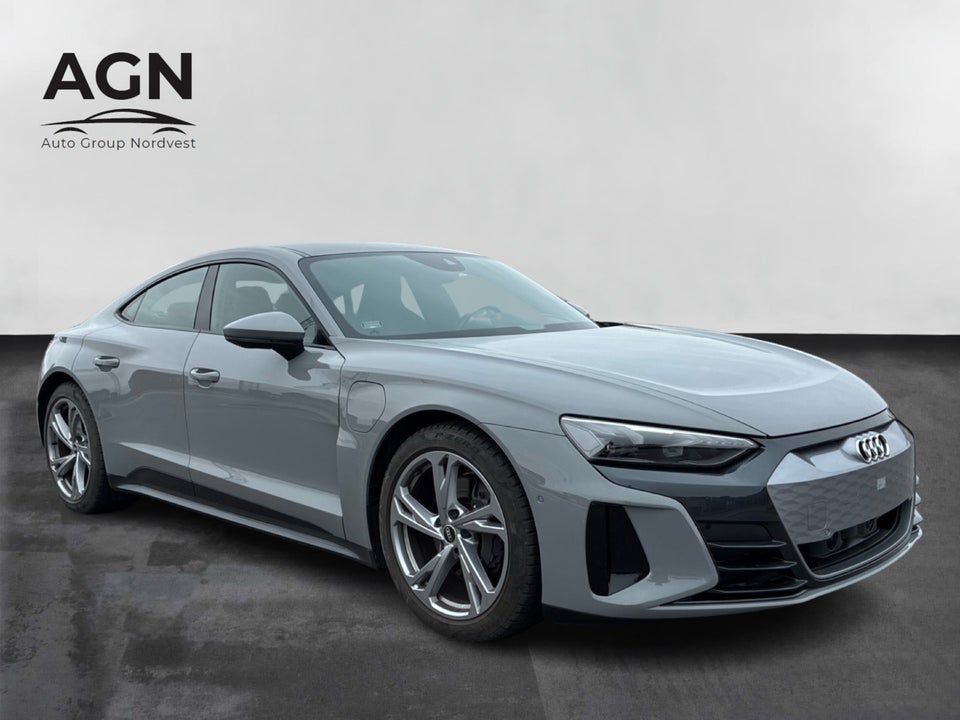 Audi e-tron GT quattro 4d