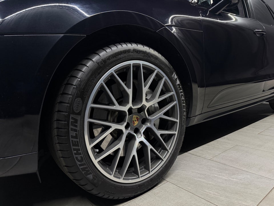 Porsche Macan Turbo 2,9 PDK 5d
