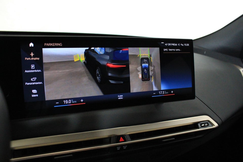 BMW iX xDrive40 Fully Charged Sport 5d