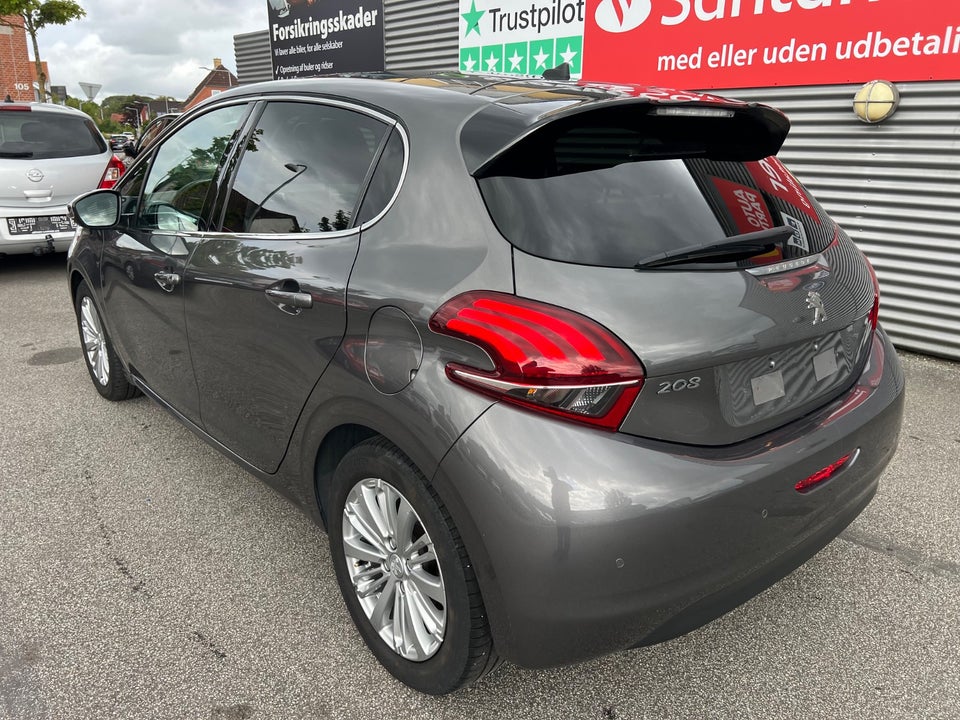 Peugeot 208 1,5 BlueHDi 100 Allure Sky 5d